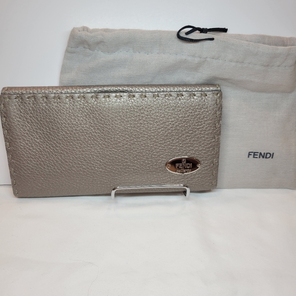 VGUC Authentic Fendi Selleria Leather Wallet w Dust Bag - Picture 4 of 9